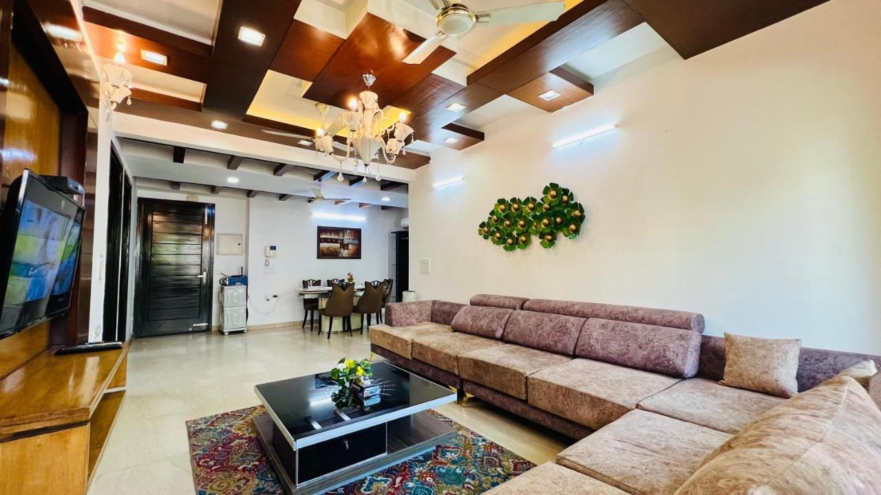 Olive Service Apartments - Green Park Nuova Delhi Esterno foto